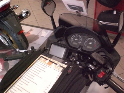 Umbgebautes Motorrad Honda CBF 600 Bild 6: Umbgebautes Motorrad Honda CBF 600