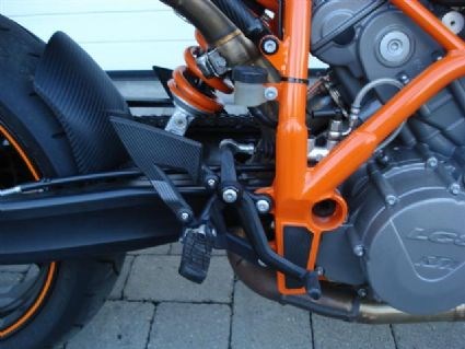 Umgebautes Motorrad KTM 990 Super Duke R von MVBrutale - Bild 10 Umgebautes Motorrad KTM 990 Super Duke R von MVBrutale - Bild 10