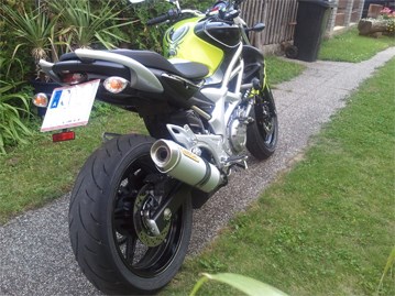 Umgebautes Motorrad Suzuki SFV 650 Gladius von lislega - Bild 3 Umgebautes Motorrad Suzuki SFV 650 Gladius von lislega - Bild 3