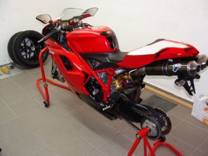 Umgebautes Motorrad Ducati 848 EVO von TproZraceR - Bild 9 Umgebautes Motorrad Ducati 848 EVO von TproZraceR - Bild 9