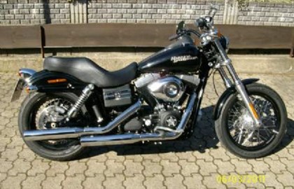 Harley-Davidson Dyna Street Bob FXDB Custom Bike