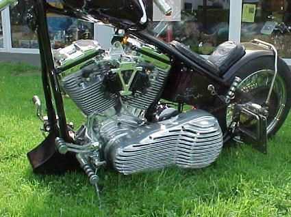 Umgebautes Motorrad Harley-Davidson Softail Custom FXSTC von X-Trem Custombikes - Bild 3 Umgebautes Motorrad Harley-Davidson Softail Custom FXSTC von X-Trem Custombikes - Bild 3