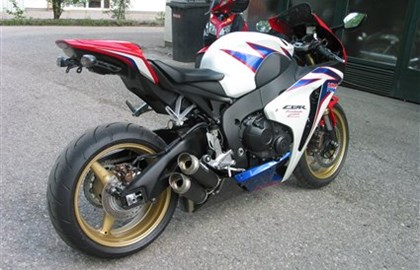 Honda CBR1000RR Fireblade Custom Bike Honda CBR1000RR Fireblade Custom Bike
