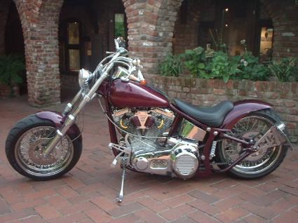 Umgebautes Motorrad Harley-Davidson Softail Custom FXSTC von X-Trem Custombikes - Bild 1 Umgebautes Motorrad Harley-Davidson Softail Custom FXSTC von X-Trem Custombikes - Bild 1