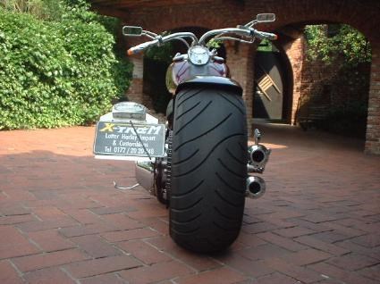 Umgebautes Motorrad Harley-Davidson Softail Custom FXSTC von X-Trem Custombikes - Bild 4 Umgebautes Motorrad Harley-Davidson Softail Custom FXSTC von X-Trem Custombikes - Bild 4