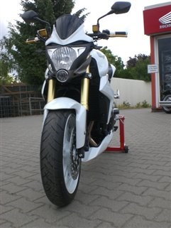 Umgebautes Motorrad Honda CB 1000 R von Auto-und Motorradhaus Bürstadt GmbH - Bild 3 Umgebautes Motorrad Honda CB 1000 R von Auto-und Motorradhaus Bürstadt GmbH - Bild 3