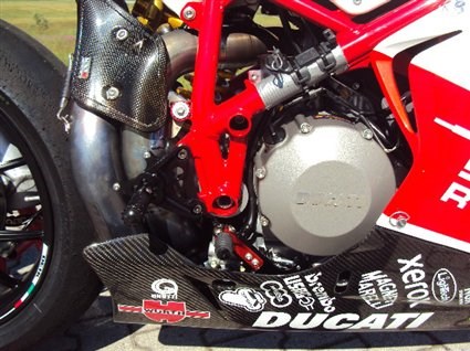 Umgebautes Motorrad Ducati 848 von Zweiradparadies Denk GmbH & Co. KG - Bild 3 Umgebautes Motorrad Ducati 848 von Zweiradparadies Denk GmbH & Co. KG - Bild 3