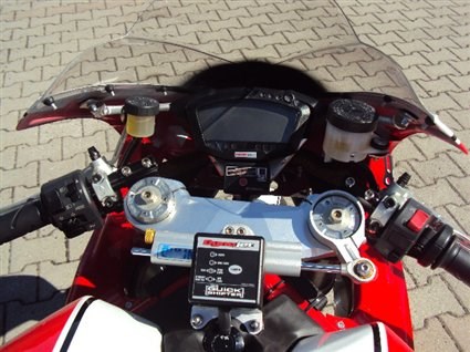 Umgebautes Motorrad Ducati 848 von Zweiradparadies Denk GmbH & Co. KG - Bild 4 Umgebautes Motorrad Ducati 848 von Zweiradparadies Denk GmbH & Co. KG - Bild 4