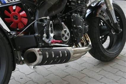 Umgebautes Motorrad Triumph Speed Triple 1050 von IL MOTO  Motorradhandel und Reparaturwerkstätte GesmbH - Bild 3 Umgebautes Motorrad Triumph Speed Triple 1050 von IL MOTO  Motorradhandel und Reparaturwerkstätte GesmbH - Bild 3