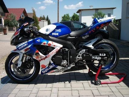 Umgebautes Motorrad Suzuki GSX-R 600 von Suppmkasper33 - Bild 2 Umgebautes Motorrad Suzuki GSX-R 600 von Suppmkasper33 - Bild 2