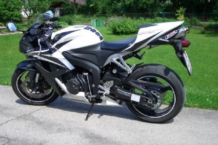 Umgebautes Motorrad Honda CBR600RR von johnny33 - Bild 2 Umgebautes Motorrad Honda CBR600RR von johnny33 - Bild 2