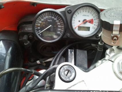 Umgebautes Motorrad Suzuki GSX-R 750 von Seeed911 - Bild 4 Umgebautes Motorrad Suzuki GSX-R 750 von Seeed911 - Bild 4