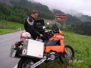 Umgebautes Motorrad KTM 950 Adventure von helmichl - Bild 1 Umgebautes Motorrad KTM 950 Adventure von helmichl - Bild 1