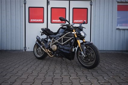 Ducati Streetfighter S 