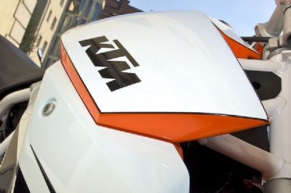 Umgebautes Motorrad KTM 990 Supermoto von niedermueller - Bild 3 Umgebautes Motorrad KTM 990 Supermoto von niedermueller - Bild 3