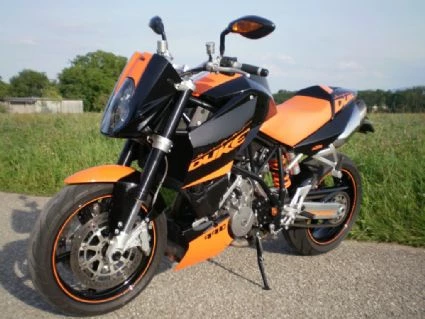 Umgebautes Motorrad KTM 990 Super Duke von KTM-Markus2504 - Bild 1 Umgebautes Motorrad KTM 990 Super Duke von KTM-Markus2504 - Bild 1