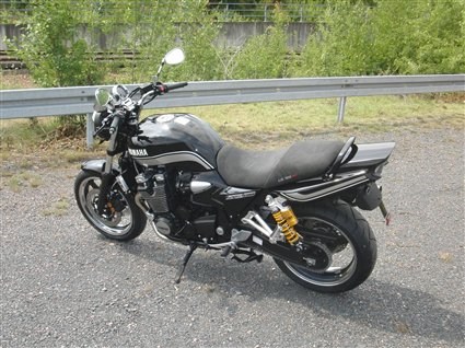 Umgebautes Motorrad Yamaha XJR 1300 von Motorrad Schenk Idstein GbR. - Bild 10 Umgebautes Motorrad Yamaha XJR 1300 von Motorrad Schenk Idstein GbR. - Bild 10