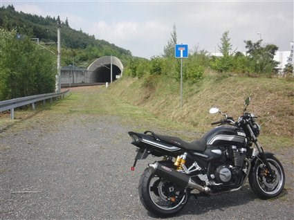 Umgebautes Motorrad Yamaha XJR 1300 von Motorrad Schenk Idstein GbR. - Bild 2 Umgebautes Motorrad Yamaha XJR 1300 von Motorrad Schenk Idstein GbR. - Bild 2
