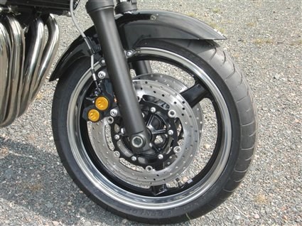 Umgebautes Motorrad Yamaha XJR 1300 von Motorrad Schenk Idstein GbR. - Bild 7 Umgebautes Motorrad Yamaha XJR 1300 von Motorrad Schenk Idstein GbR. - Bild 7