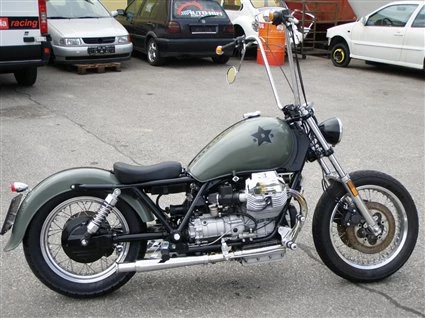 Umbgebautes Motorrad Moto Guzzi California 1100 i Bild 5: Umbgebautes Motorrad Moto Guzzi California 1100 i