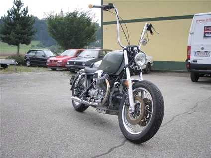 Umbgebautes Motorrad Moto Guzzi California 1100 i Bild 8: Umbgebautes Motorrad Moto Guzzi California 1100 i