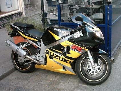 Umgebautes Motorrad Suzuki GSX-R 600 von Japsenwezer - Bild 1 Umgebautes Motorrad Suzuki GSX-R 600 von Japsenwezer - Bild 1