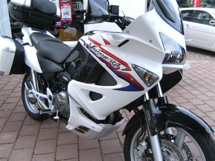 Rebuilt motorbike Honda XL 1000 V Varadero Bild 1: Rebuilt motorbike Honda XL 1000 V Varadero