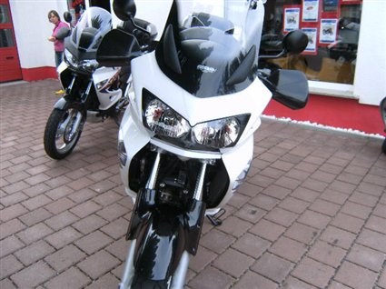 Umgebautes Motorrad Honda XL 1000 V Varadero von Zweiradtechnik Jörg Schlieter - Bild 3 Umgebautes Motorrad Honda XL 1000 V Varadero von Zweiradtechnik Jörg Schlieter - Bild 3