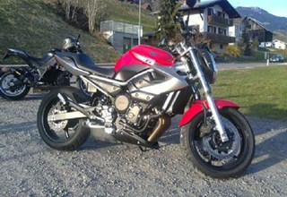 Yamaha XJ6 Yamaha XJ6