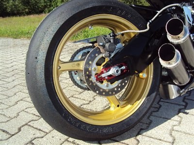 Umgebautes Motorrad Honda CBR1000RR Fireblade von Hondafohra - Bild 4