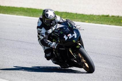 Umgebautes Motorrad Honda CBR1000RR Fireblade von Hondafohra - Bild 7