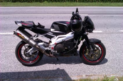 Gebrauchte Aprilia RSV 1000 Tuono R