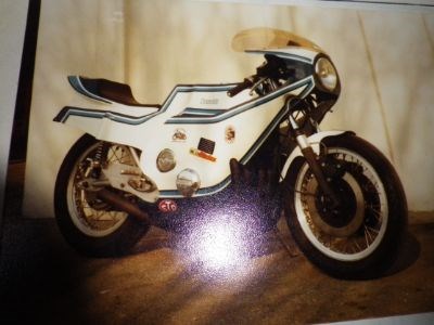 Umgebautes Motorrad Benelli 750 Sei von z1000a1 - Bild 2 Umgebautes Motorrad Benelli 750 Sei von z1000a1 - Bild 2