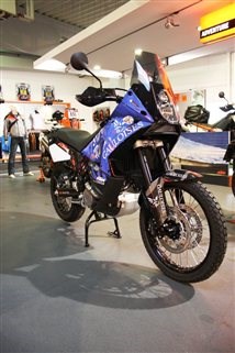 Umgebautes Motorrad KTM 990 Adventure von KTM BRAUMANDL - Bild 2 Umgebautes Motorrad KTM 990 Adventure von KTM BRAUMANDL - Bild 2