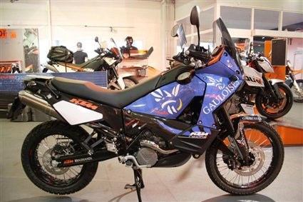 Umgebautes Motorrad KTM 990 Adventure von KTM BRAUMANDL - Bild 3 Umgebautes Motorrad KTM 990 Adventure von KTM BRAUMANDL - Bild 3