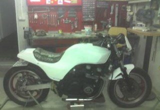 Kawasaki GPZ 750
