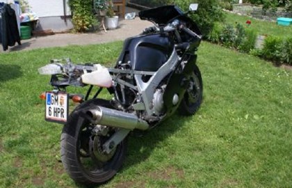 Yamaha FZR 600 R Custom Bike