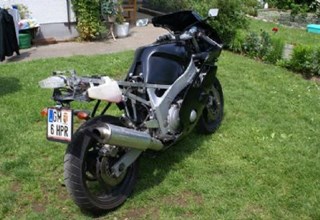 Yamaha FZR 600 R Yamaha FZR 600 R