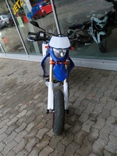 Umgebautes Motorrad Yamaha WR450F von MOTO-VÖLKL - Völkl GmbH - Bild 3 Umgebautes Motorrad Yamaha WR450F von MOTO-VÖLKL - Völkl GmbH - Bild 3