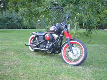 Umgebautes Motorrad Harley-Davidson Dyna Street Bob FXDB von SMC-Styrian Motor Cycle - Bild 1 Umgebautes Motorrad Harley-Davidson Dyna Street Bob FXDB von SMC-Styrian Motor Cycle - Bild 1