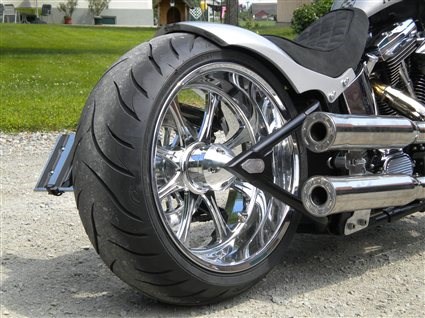 Umgebautes Motorrad Harley-Davidson Softail Fat Boy FLSTF von SMC-Styrian Motor Cycle - Bild 1 Umgebautes Motorrad Harley-Davidson Softail Fat Boy FLSTF von SMC-Styrian Motor Cycle - Bild 1