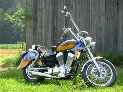 Umgebautes Motorrad Suzuki Intruder VS 1400 von SMC-Styrian Motor Cycle - Bild 2 Umgebautes Motorrad Suzuki Intruder VS 1400 von SMC-Styrian Motor Cycle - Bild 2