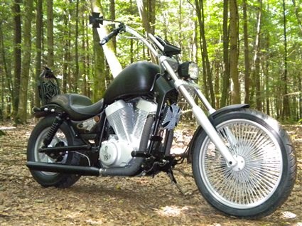 Umgebautes Motorrad Suzuki VS 1400 GLP Intruder von SMC-Styrian Motor Cycle - Bild 1 Umgebautes Motorrad Suzuki VS 1400 GLP Intruder von SMC-Styrian Motor Cycle - Bild 1