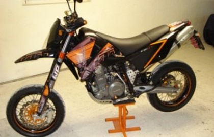 KTM 640 LC4 Supermoto Custom Bike