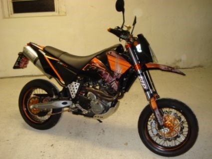 Umgebautes Motorrad KTM 640 LC4 Supermoto von christoph gruber - Bild 2 Umgebautes Motorrad KTM 640 LC4 Supermoto von christoph gruber - Bild 2