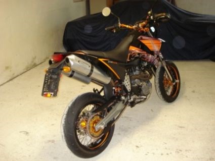 Umgebautes Motorrad KTM 640 LC4 Supermoto von christoph gruber - Bild 3 Umgebautes Motorrad KTM 640 LC4 Supermoto von christoph gruber - Bild 3