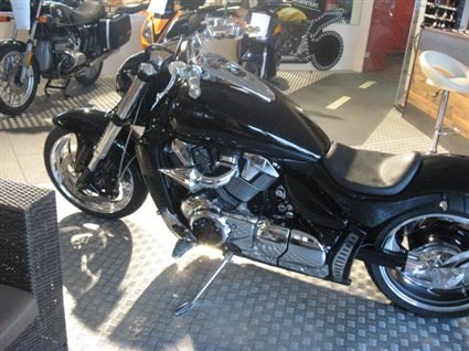 Umgebautes Motorrad Suzuki Intruder M1800R von Marco Rigattieri Rent it e. K. - Bild 8 Umgebautes Motorrad Suzuki Intruder M1800R von Marco Rigattieri Rent it e. K. - Bild 8
