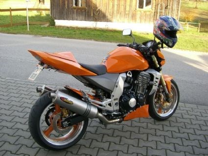 Umgebautes Motorrad Kawasaki Z1000 von ManiacRocker - Bild 1 Umgebautes Motorrad Kawasaki Z1000 von ManiacRocker - Bild 1