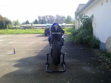 Umgebautes Motorrad Yamaha R1 von tom1112 - Bild 1 Umgebautes Motorrad Yamaha R1 von tom1112 - Bild 1