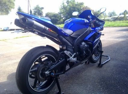 Umgebautes Motorrad Yamaha R1 von tom1112 - Bild 2 Umgebautes Motorrad Yamaha R1 von tom1112 - Bild 2